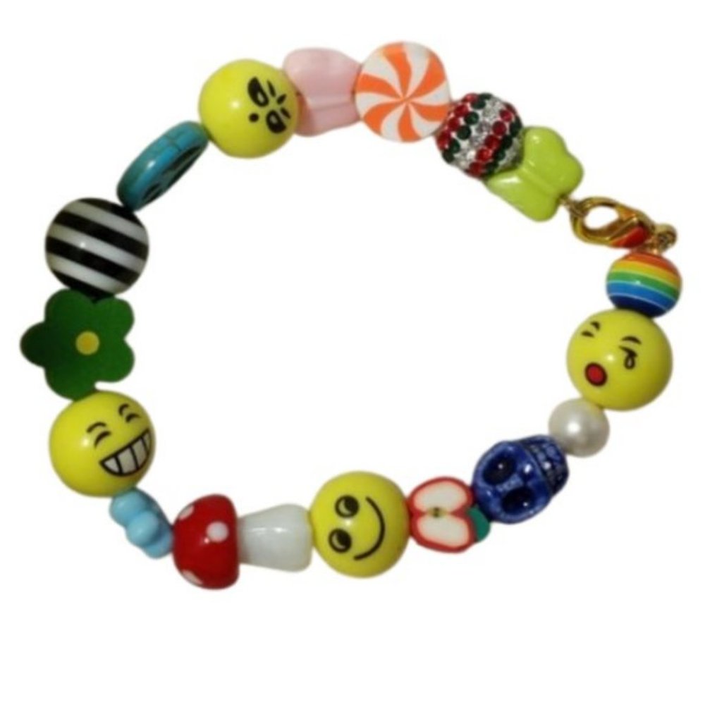 OIh Happy Day Bracelet Handcrafted Beaded  About 7 1/2" Made By London